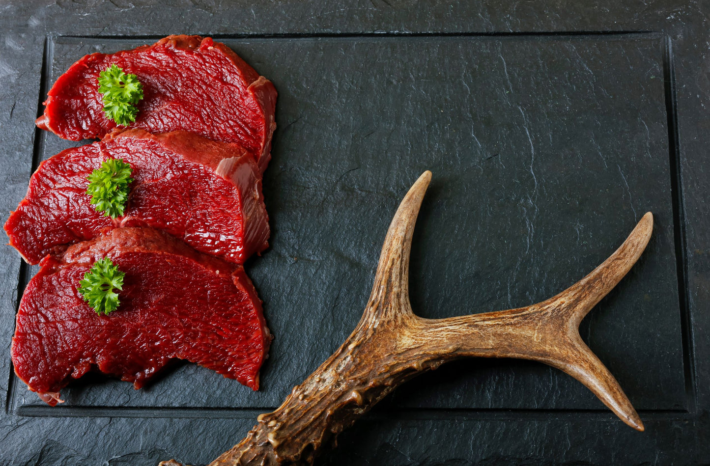 Elk Medallions 16 oz (4 x 4oz steaks per package)